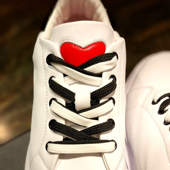 Love Moschino Sneakers JA15284G0CIA310A White Black Laces, Leather, Heart, NEW